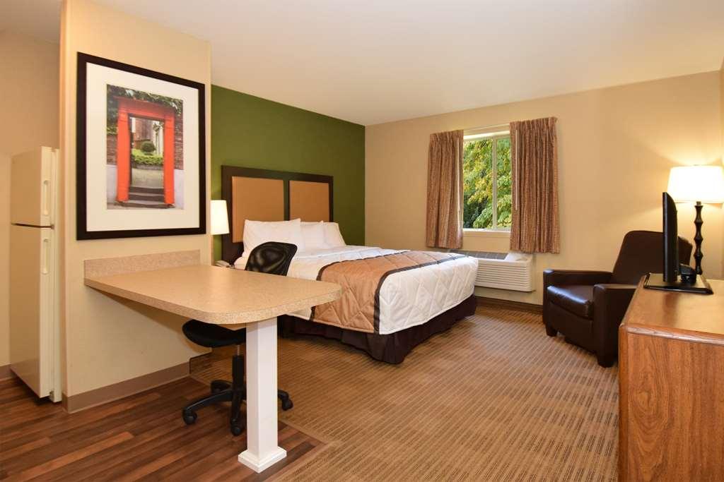 Extended Stay America Select Suites - Raleigh - Cary - Regency Parkway South Номер фото