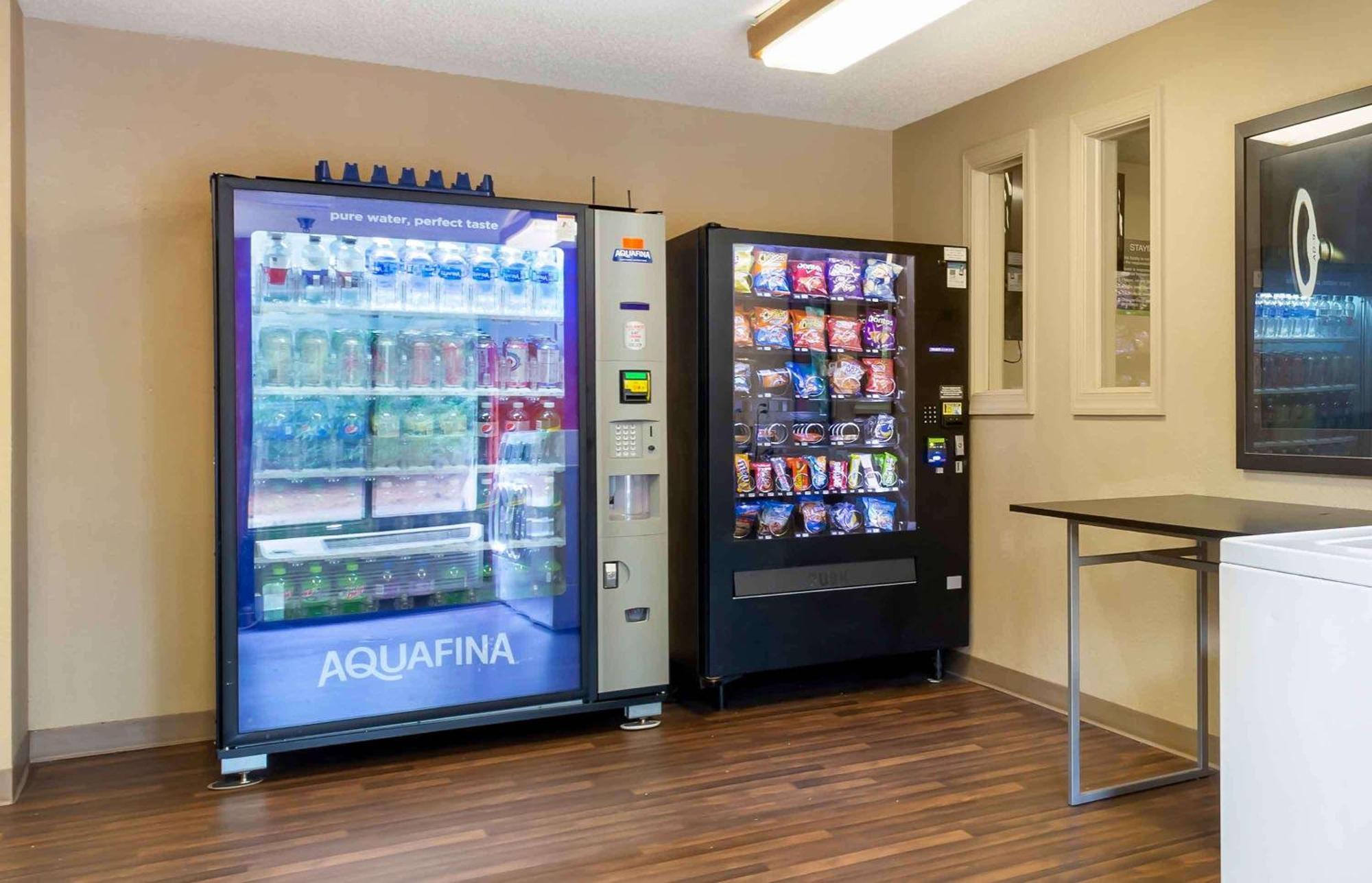 Extended Stay America Select Suites - Raleigh - Cary - Regency Parkway South Экстерьер фото