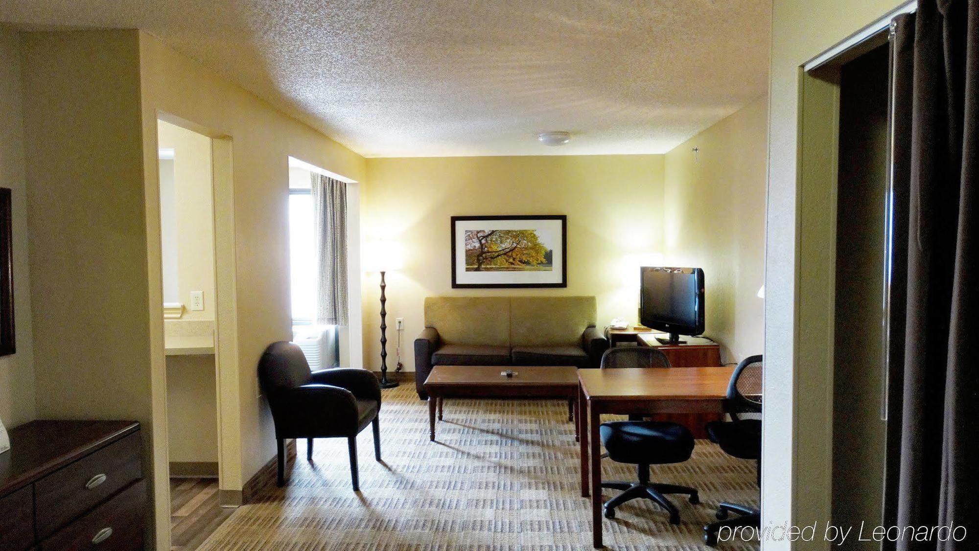 Extended Stay America Select Suites - Raleigh - Cary - Regency Parkway South Экстерьер фото